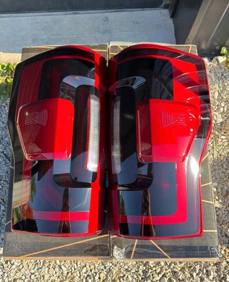 Super Duty tail lights