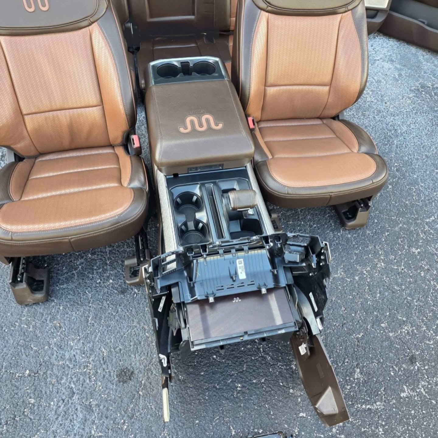KING RANCH SEATS AND CONSOLE