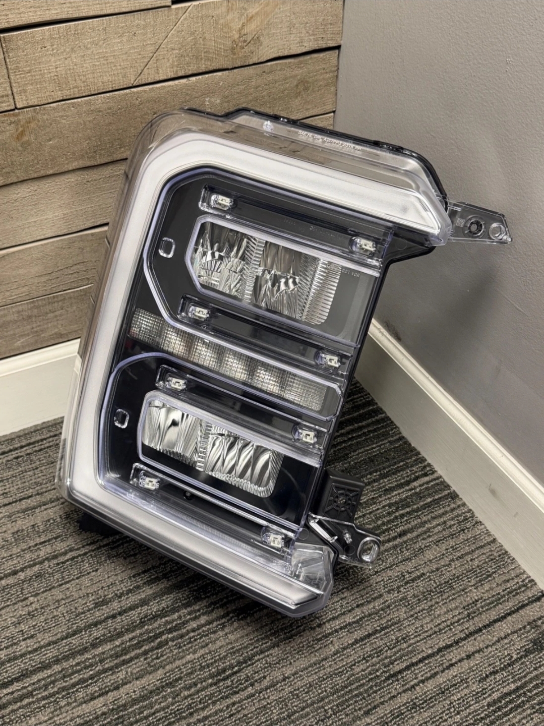 F-250 Super Duty Headlight Assembly