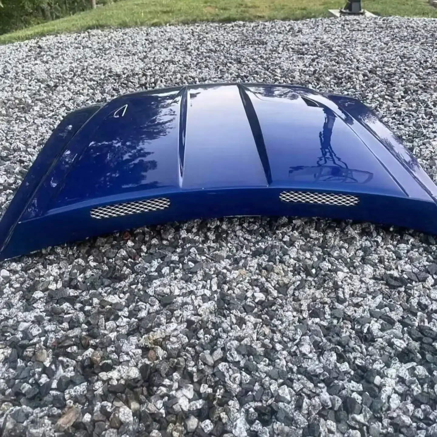 Dual scoop mustang hood — photo 3