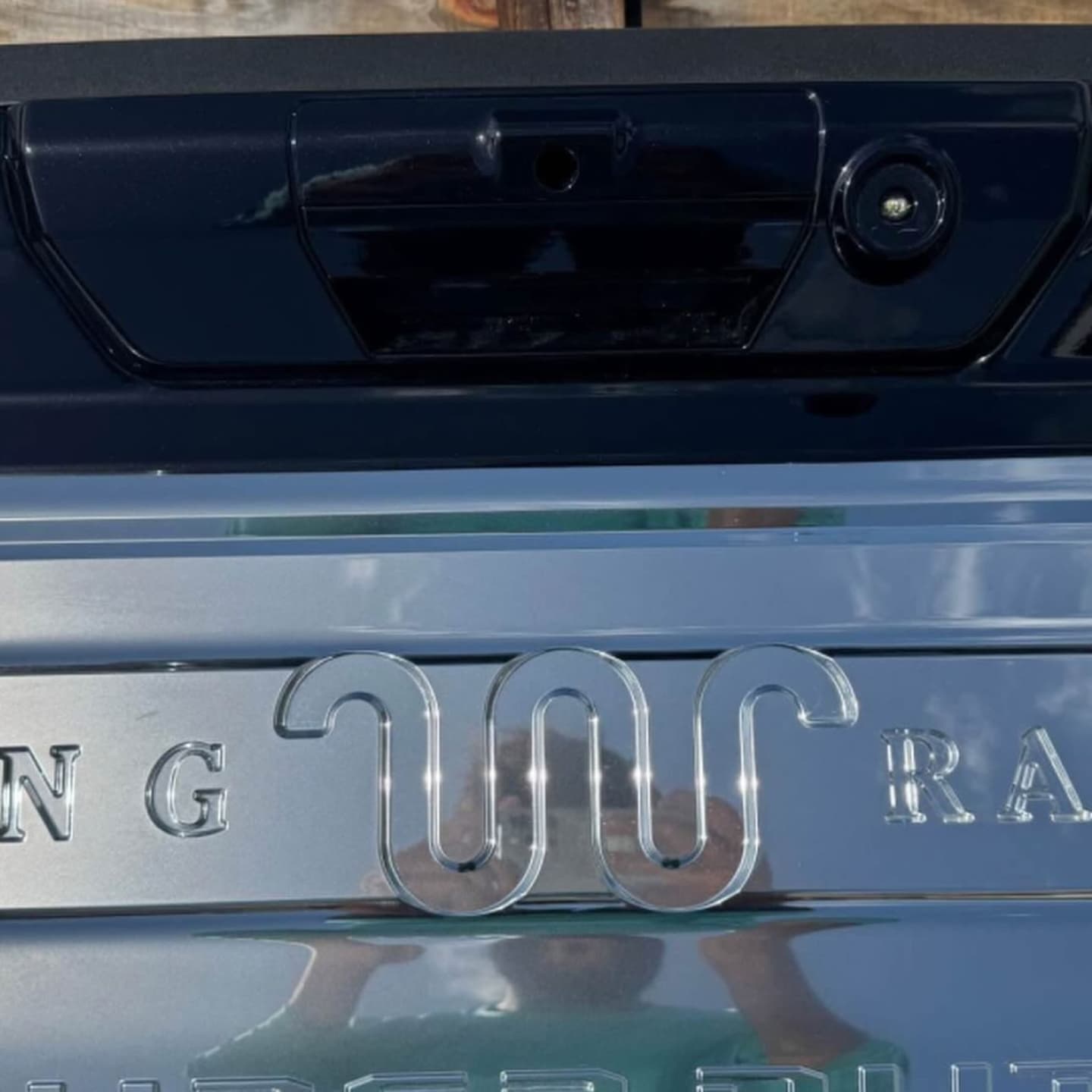 King Ranch tailgate — photo 2