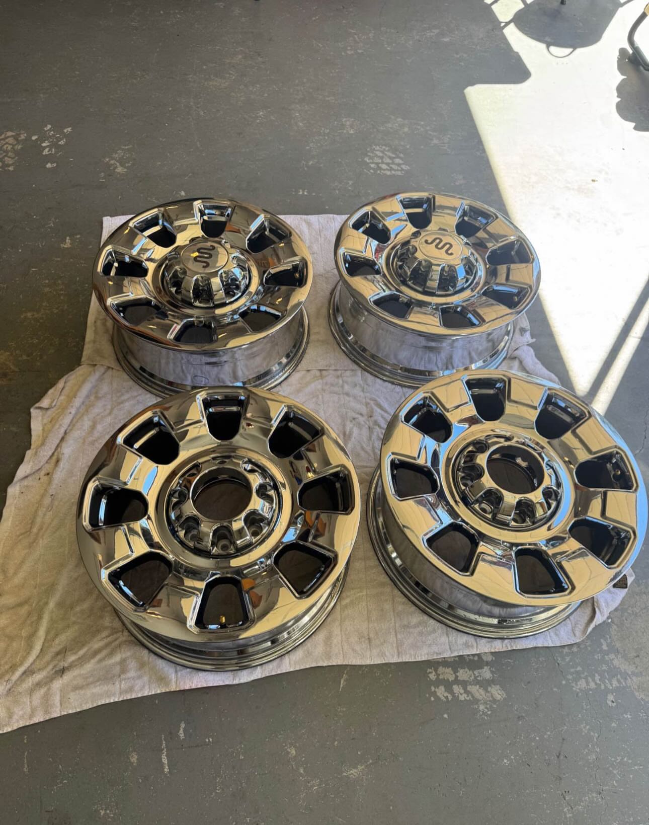 King Ranch Wheels 🛞 (8×170 bolts) pattern — photo 5