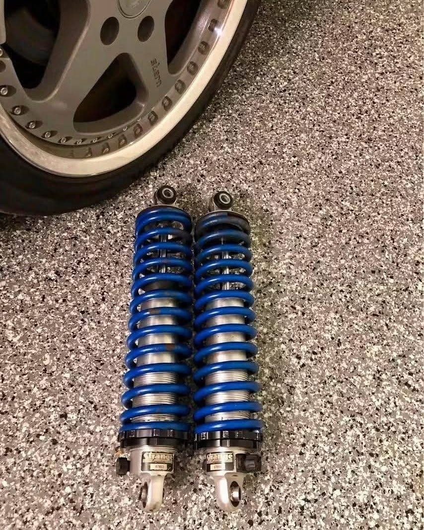 Double Adjustable coilovers — photo 2