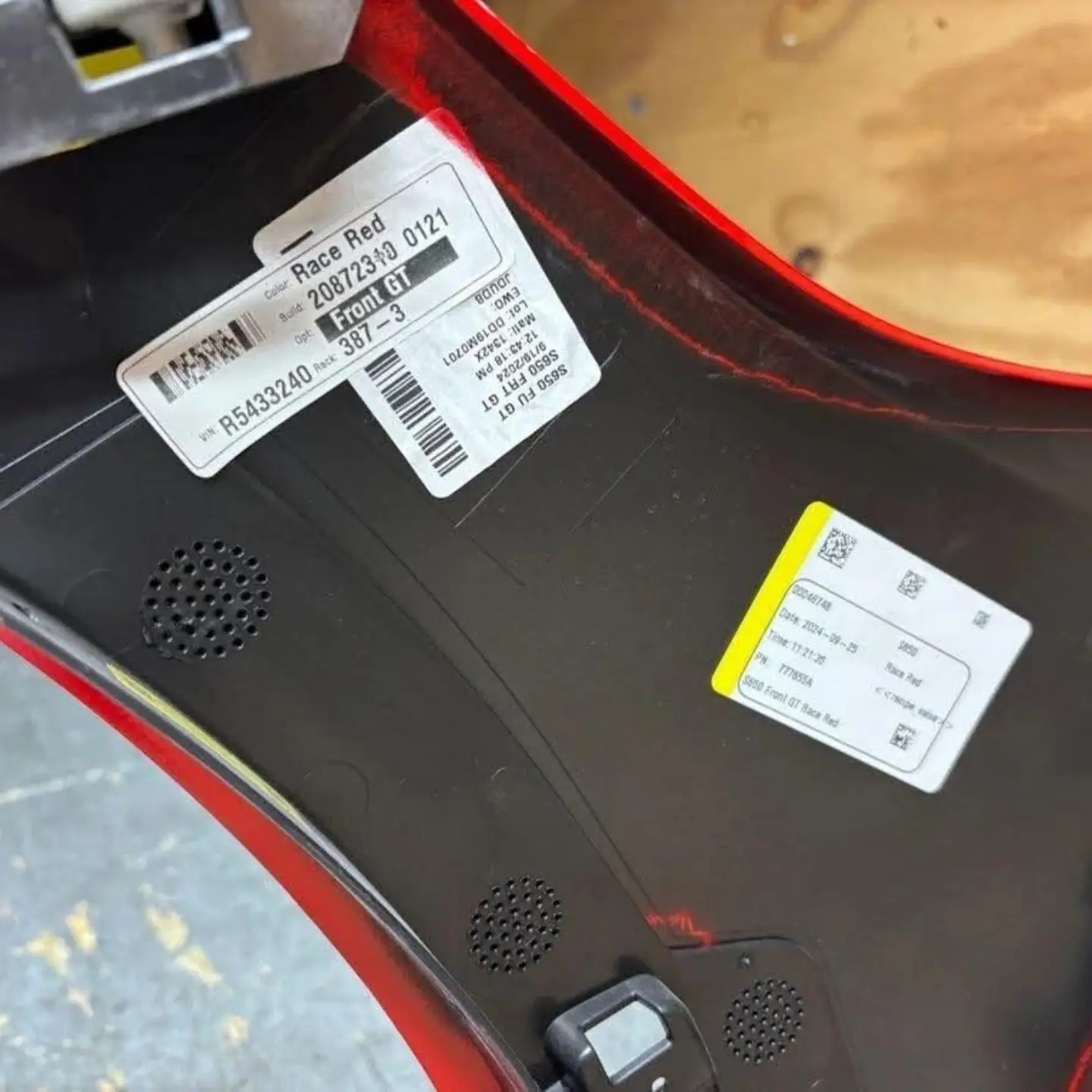 GT S650 MUSTANG FRONT BUMPER COVER — photo 5
